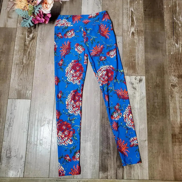 LuLaRoe OS One Size Leggings Pixel Roses Flowers Blue Coral Unicorn LLR NWOT - Picture 1 of 15
